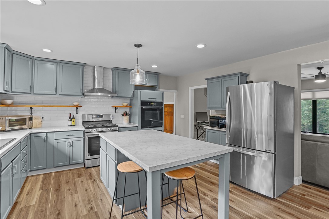 532 Lewis Farm Road Coventry, RI 02827 - Photo 11 of 50