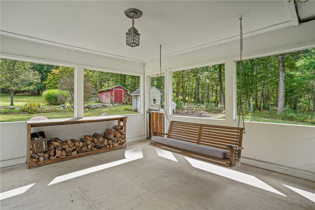 532 Lewis Farm Road Coventry, RI 02827 - Photo 21 of 50