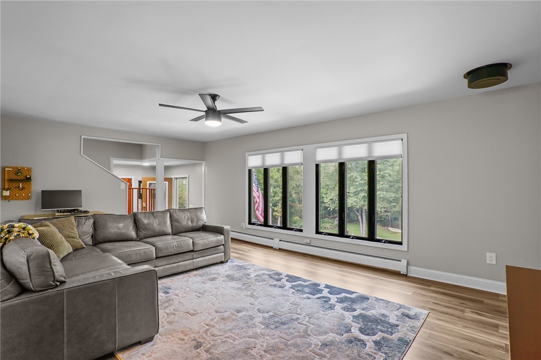 532 Lewis Farm Road Coventry, RI 02827 - Photo 6 of 50