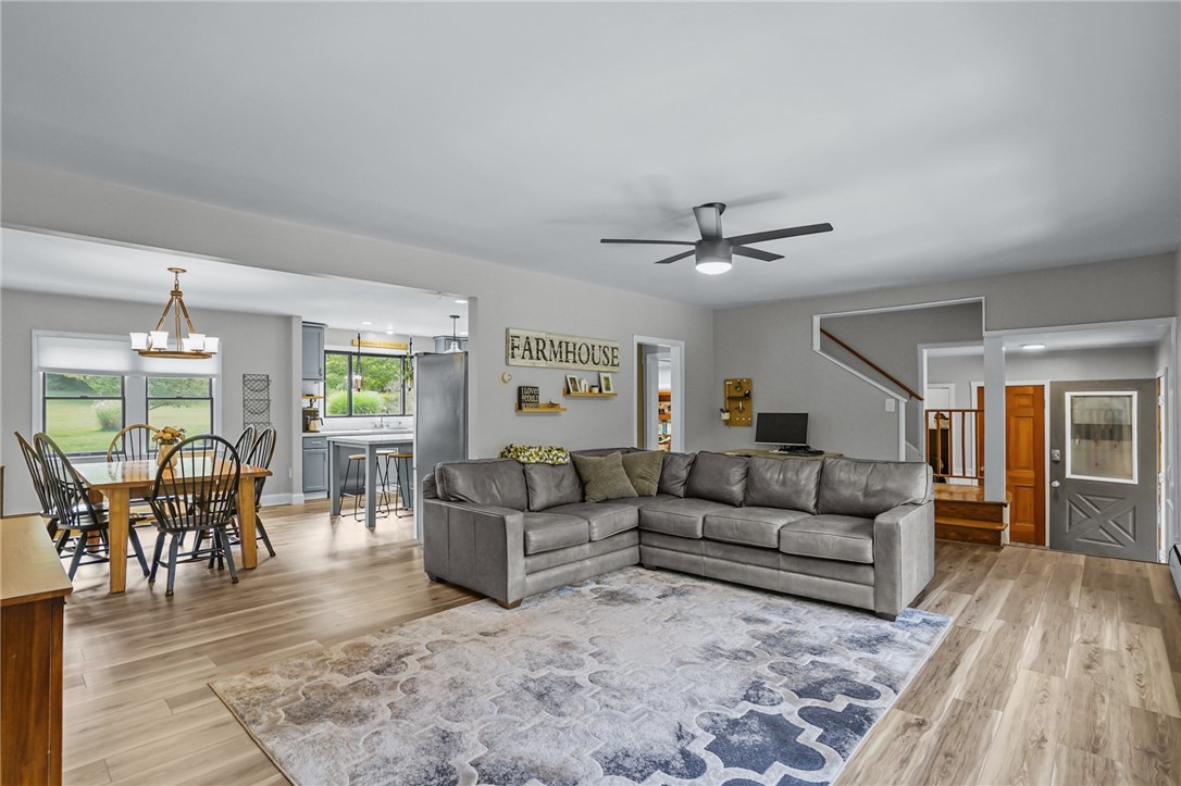 532 Lewis Farm Road Coventry, RI 02827 - Photo 7 of 50