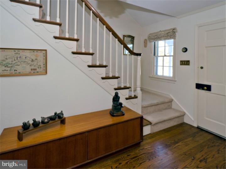 1308 Pinewood Road Villanova, PA 19085 - Photo 15 of 25 Foyer