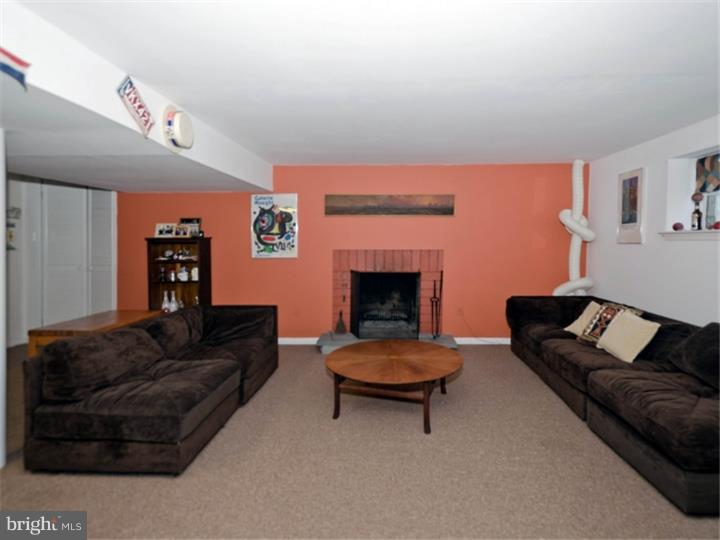1308 Pinewood Road Villanova, PA 19085 - Photo 19 of 25 Family Room