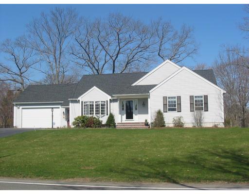 6 Valley Road Danvers, MA 01923 - Photo 1 of 24 Gallery Image 1