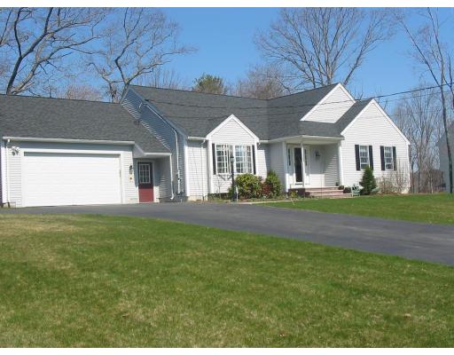 6 Valley Road Danvers, MA 01923 - Photo 2 of 24 Gallery Image 2