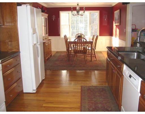 6 Valley Road Danvers, MA 01923 - Photo 8 of 24 Gallery Image 8