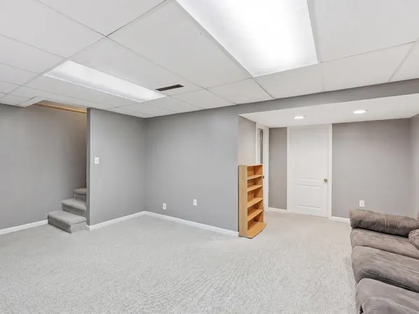 $259,900 | 753 Bon Terre Road, New Lenox, IL 60451
