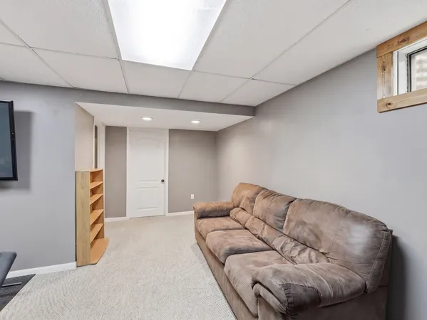 $259,900 | 753 Bon Terre Road, New Lenox, IL 60451