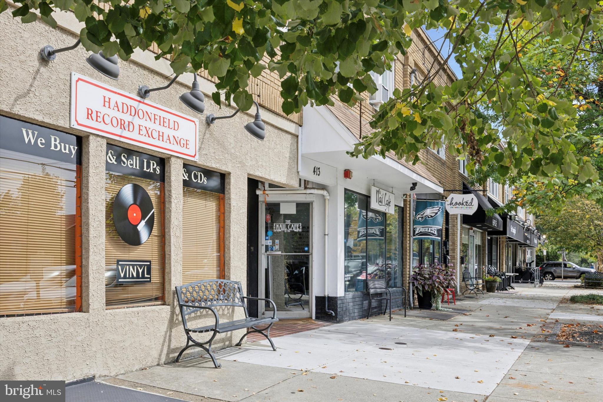 415 North Haddon Avenue, Unit B Haddonfield, NJ 08033 - Photo 17 of 17 a street sign on a street corner