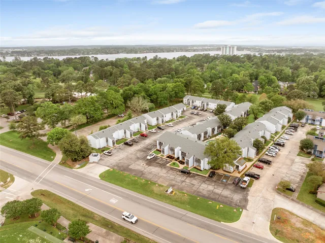 $94,000 | 13151 Walden Road, Unit 161, Montgomery, TX 77356