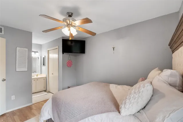 $94,000 | 13151 Walden Road, Unit 161, Montgomery, TX 77356