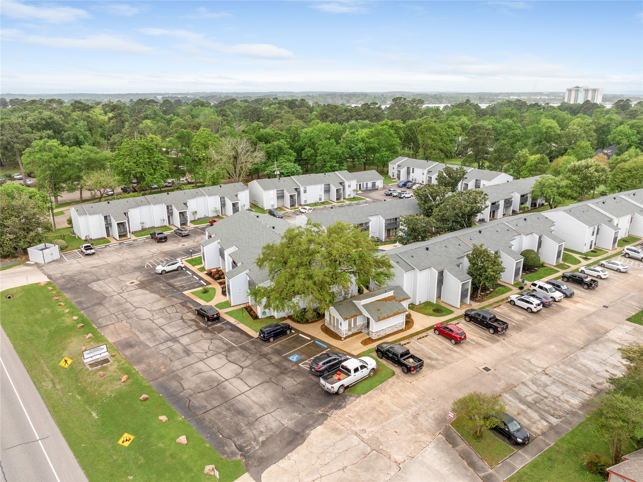 13151 Walden Road, Unit 161 Montgomery, TX 77356 - Photo 18 of 19 Inverness on Lake Conroe in Walden is a recently renovated property with full access to all of Walden's wonderful Amenities.