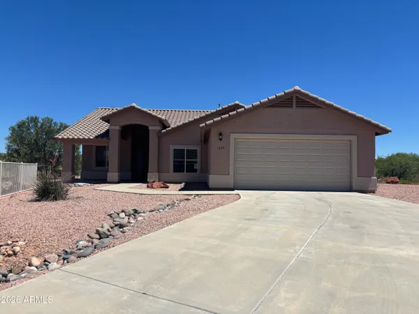 $2,395 | 1095 South Forest Ridge Drive, Cornville, AZ 86325