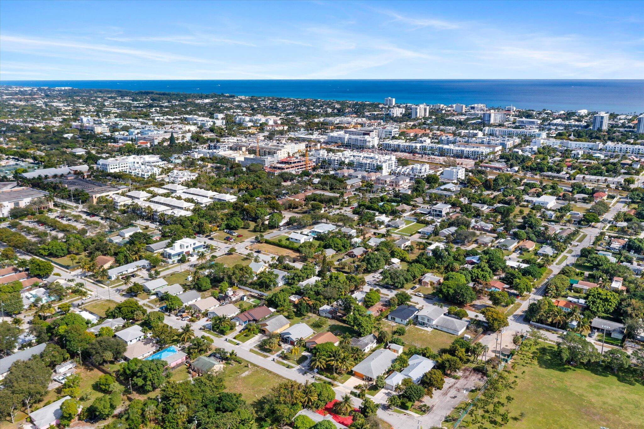 212 Southwest 2nd Avenue Delray Beach, FL 33444 - Photo 12 of 28 an aerial view of multiple house