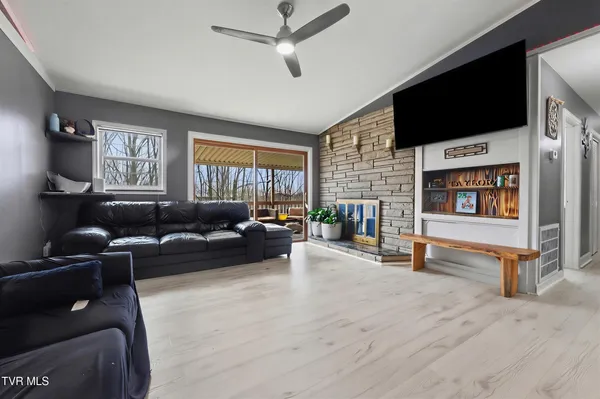 $379,000 | 312 Hope Road, Greeneville, TN 37745