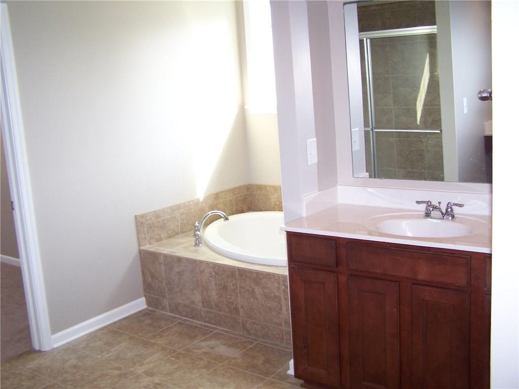 14403 Wolverton Way Fishers, IN 46037 - Photo 13 of 21 Gallery Image 13