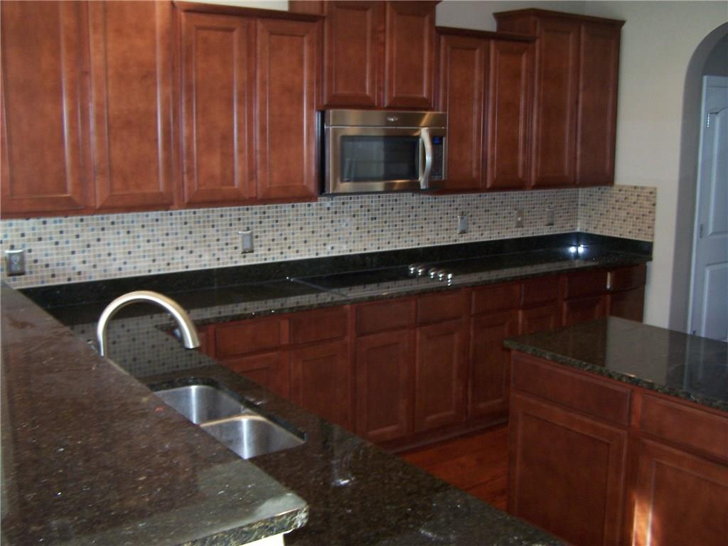 14403 Wolverton Way Fishers, IN 46037 - Photo 10 of 21 Gallery Image 10