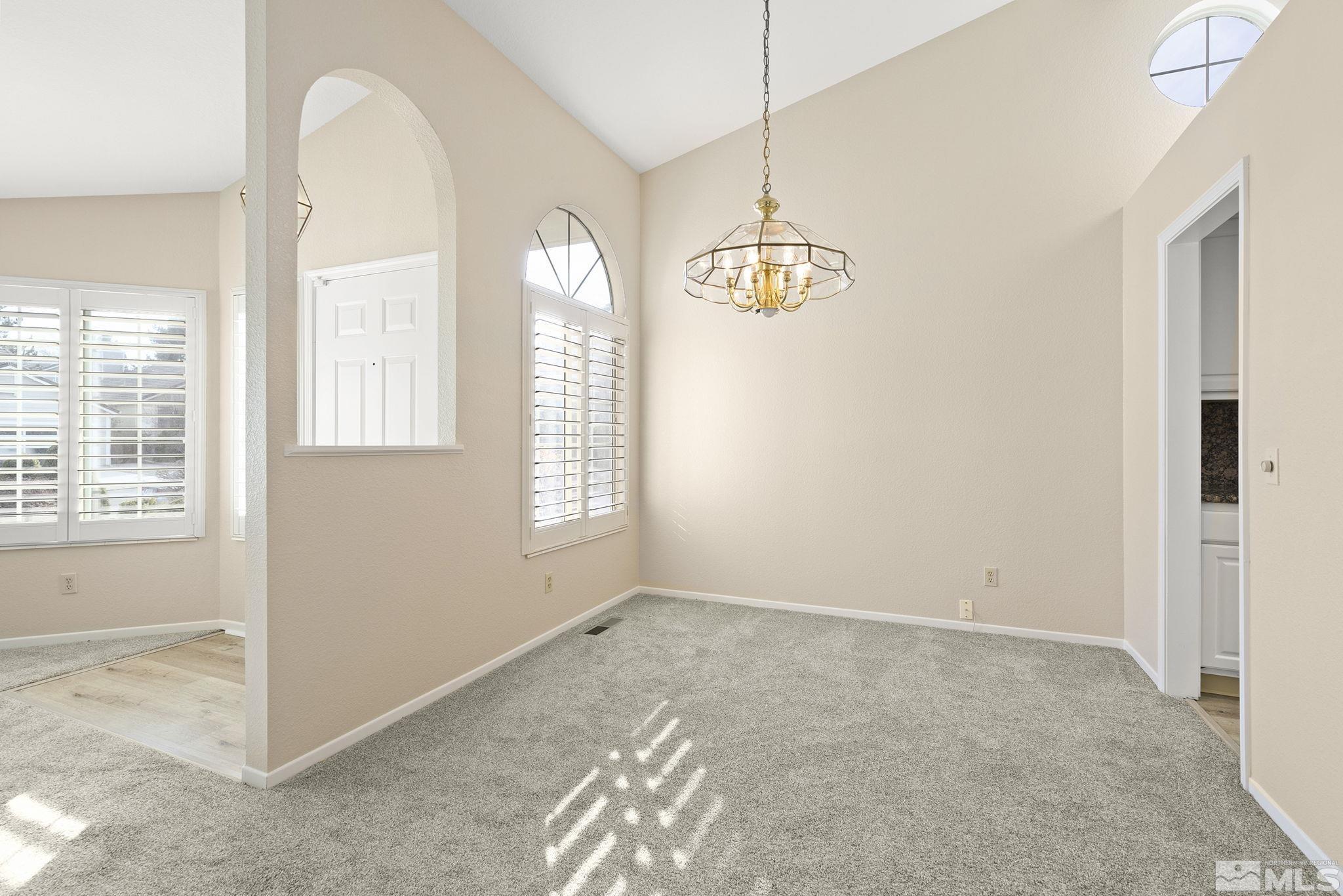 985 Ridgeview Drive Reno, NV 89511 - Photo 4 of 22 Photo 4