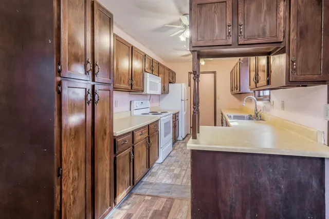 $249,900 | 1501 North Clydesdale Drive, Hutchinson, KS 67501