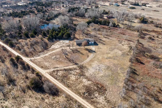 $249,900 | 1501 North Clydesdale Drive, Hutchinson, KS 67501