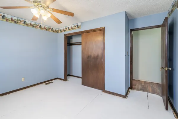 $249,900 | 1501 North Clydesdale Drive, Hutchinson, KS 67501