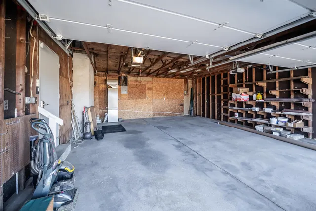 $249,900 | 1501 North Clydesdale Drive, Hutchinson, KS 67501