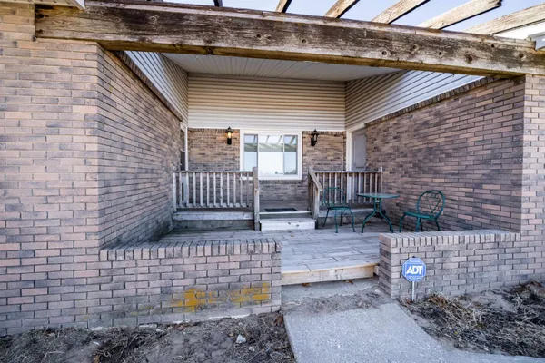 $249,900 | 1501 North Clydesdale Drive, Hutchinson, KS 67501