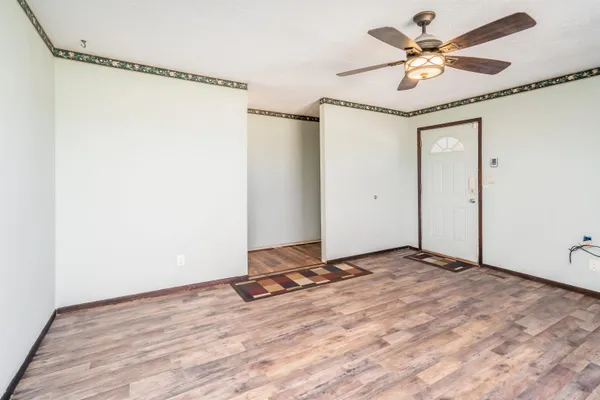 $249,900 | 1501 North Clydesdale Drive, Hutchinson, KS 67501