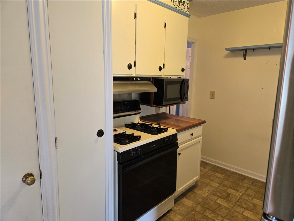 110 High Street Avon, NY 14414 - Photo 8 of 21