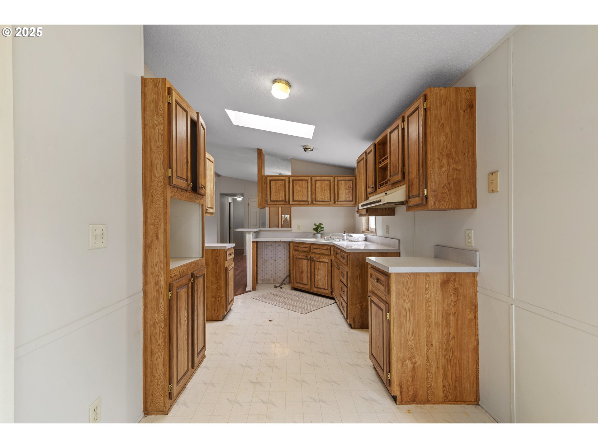 15050 South Maplelane Road Oregon City, OR 97045 - Photo 40 of 48 Gallery Image 40