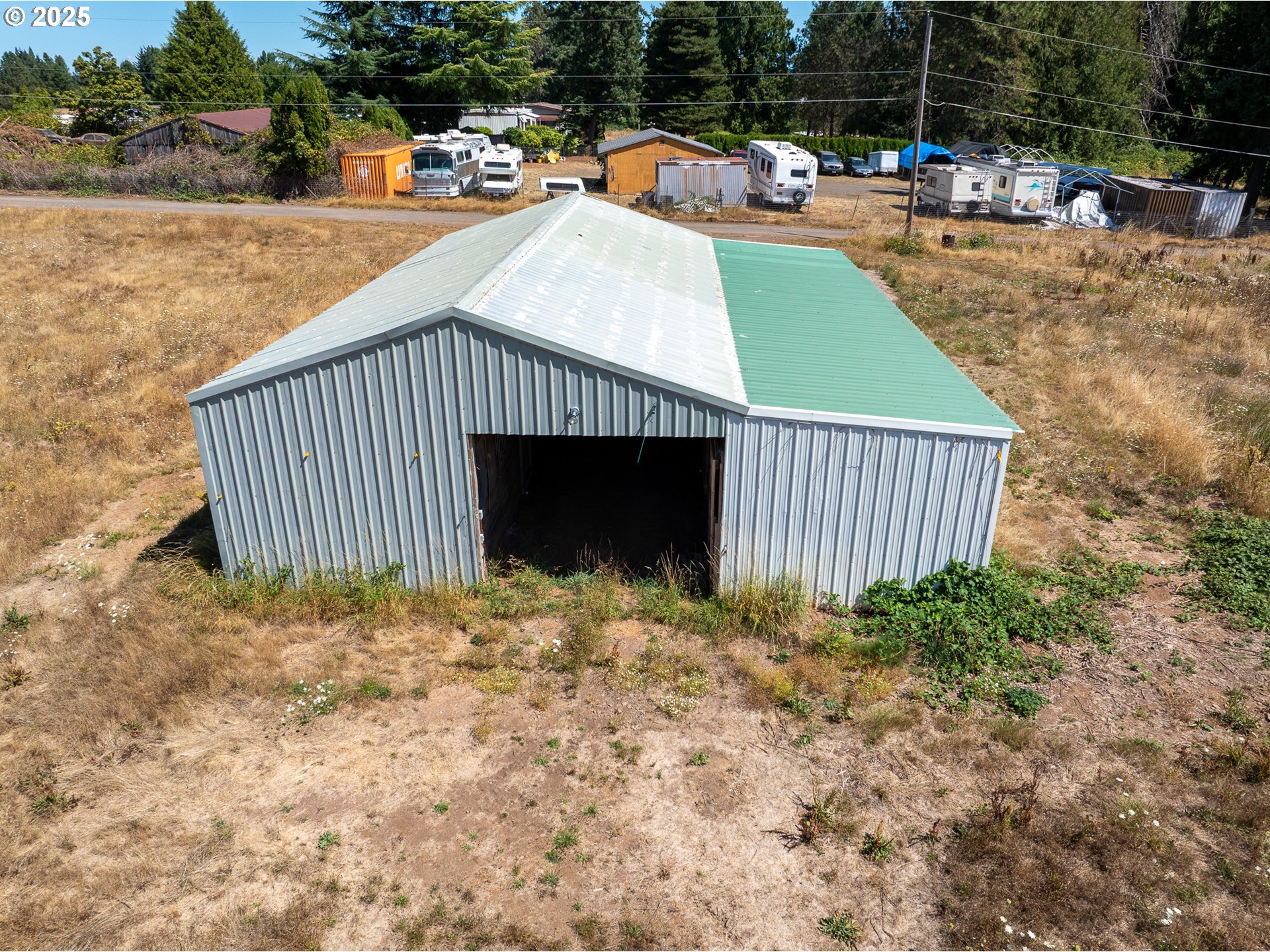 15050 South Maplelane Road Oregon City, OR 97045 - Photo 7 of 48 Gallery Image 7
