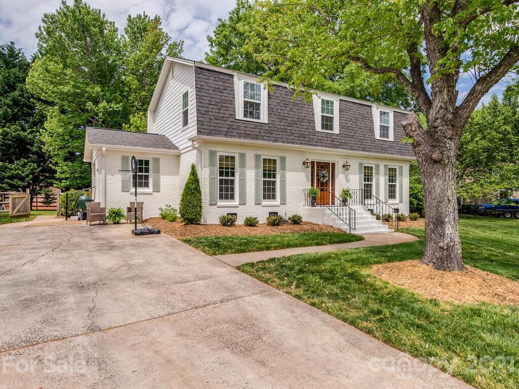 6112 Sharon Acres Road Charlotte, NC 28210 - Photo 23 of 26 Gallery Image 23