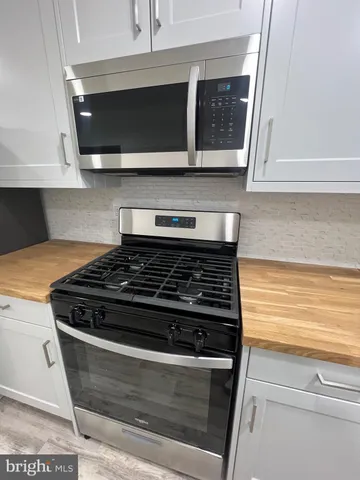 $2,300 | 169 Lawn Park Avenue, Lawrenceville, NJ 08648