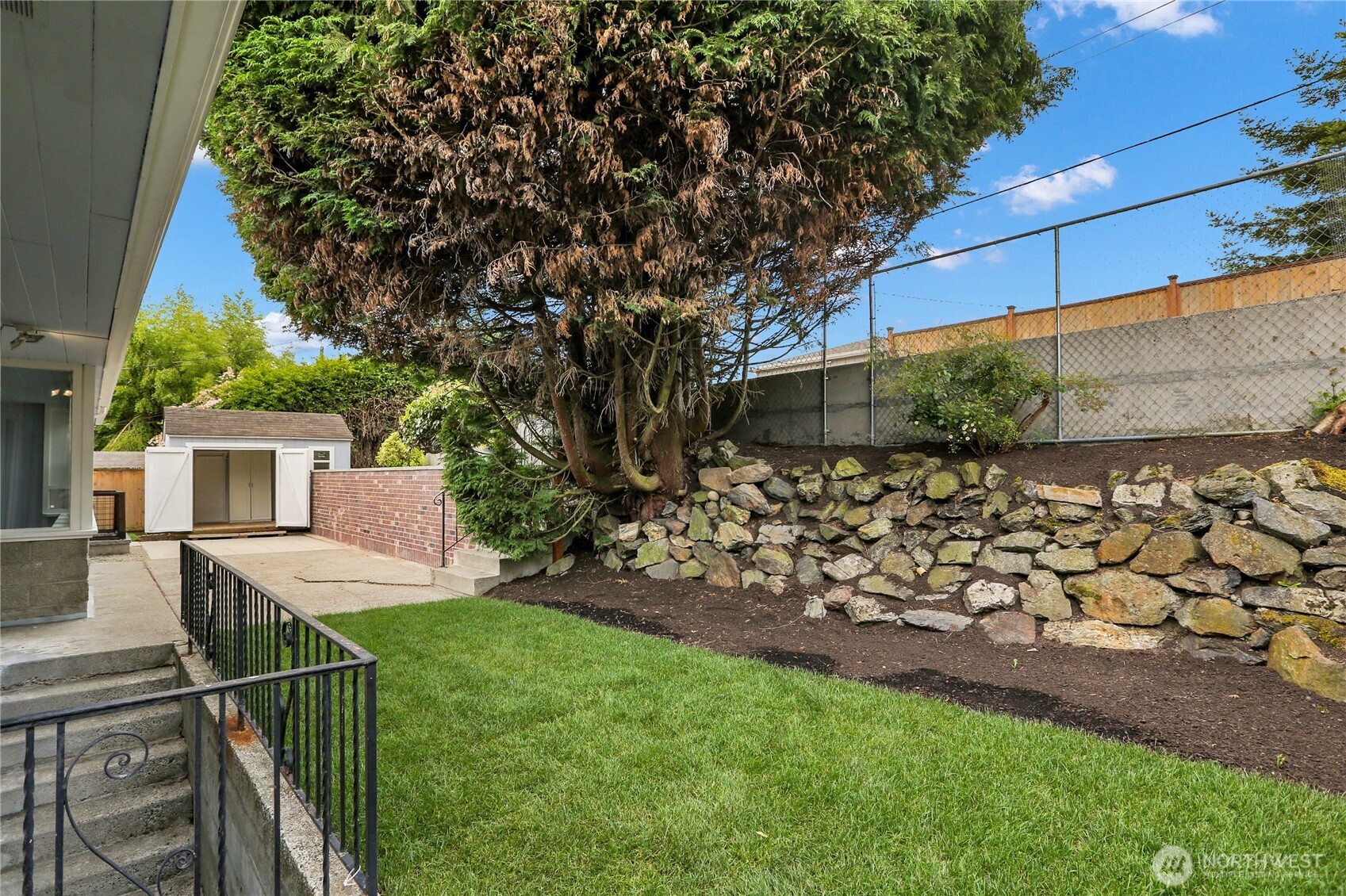4828 Rucker Avenue Everett, WA 98203 - Photo 31 of 40