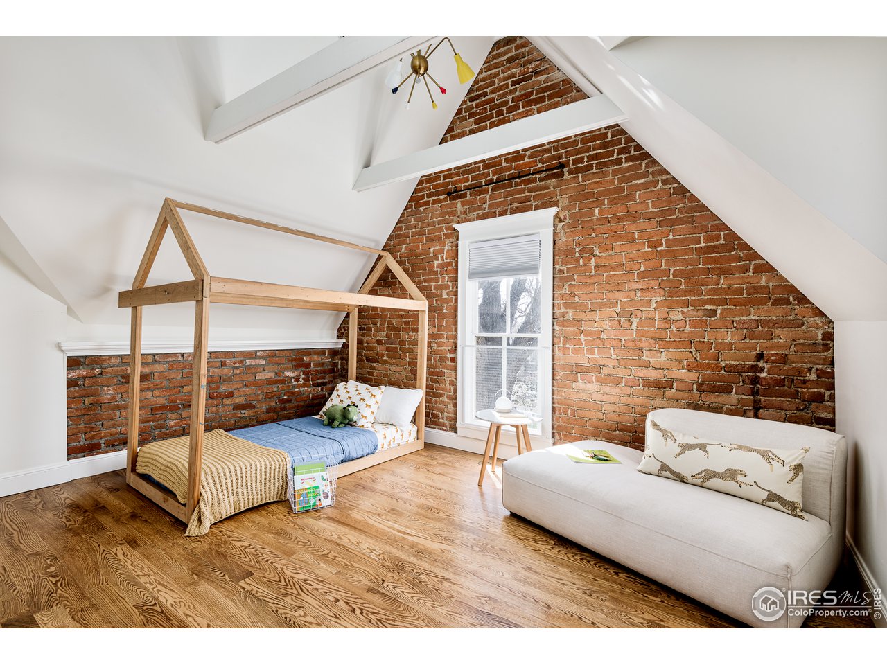 2303 Bluff Street Boulder, CO 80304 - Photo 36 of 40 a living room with furniture