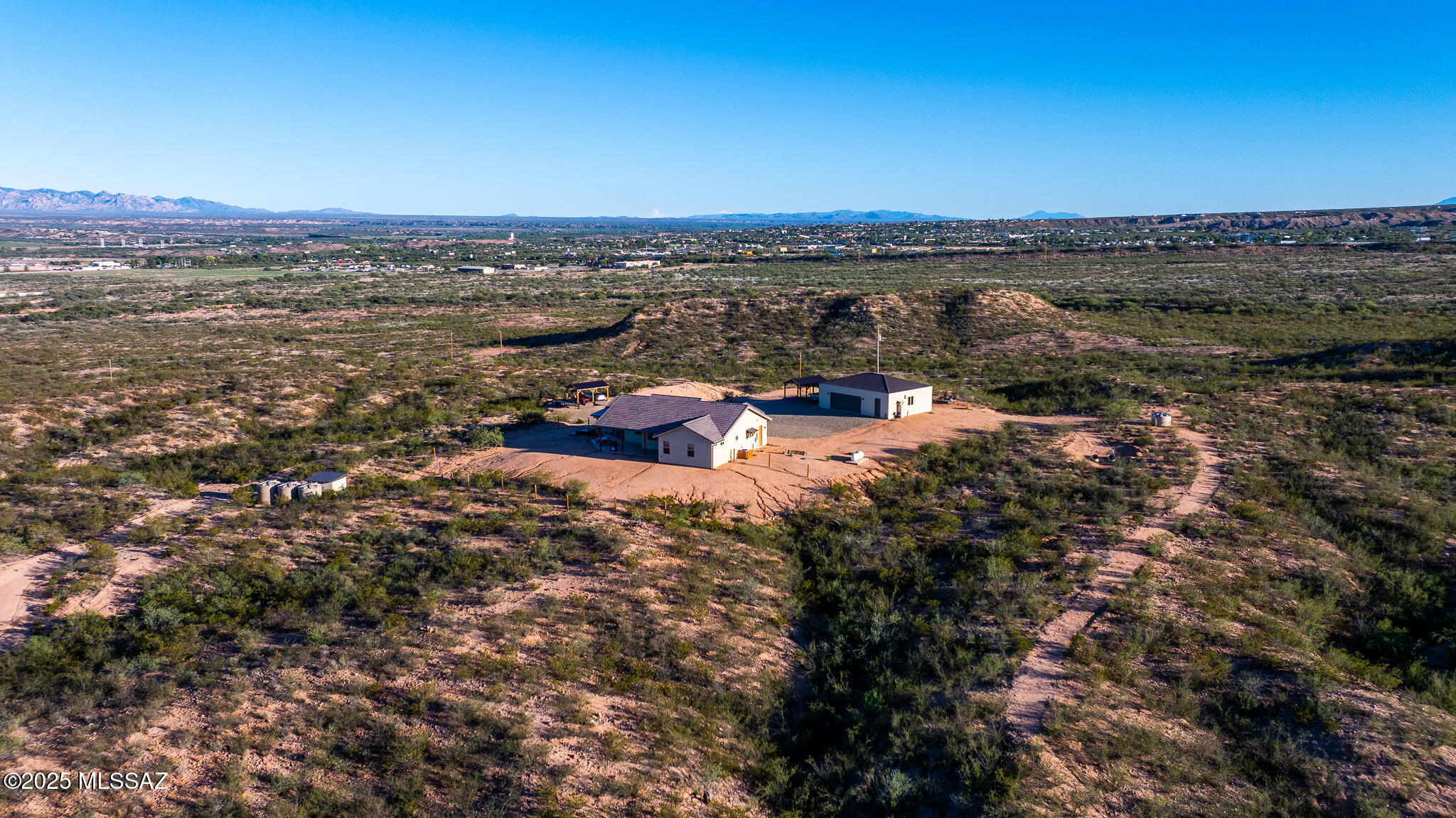 1121 North Apache Ridge Road Benson, AZ 85602 - Photo 4 of 47 DJI_20251002080423_0007_D