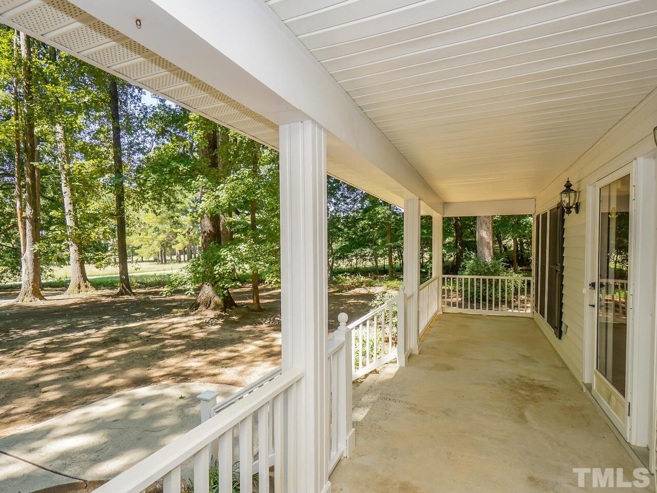 320 Dewitt Smith Road Pittsboro, NC 27312 - Photo 4 of 29