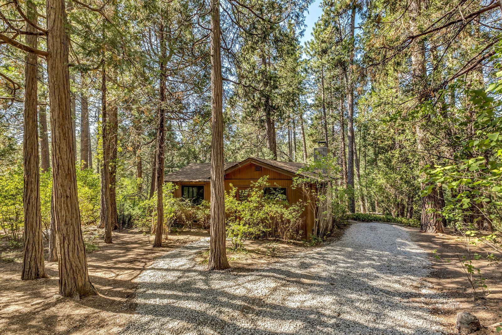 52600 Idyllmont Road Idyllwild, CA 92549 - Photo 49 of 58 Guest House Front View