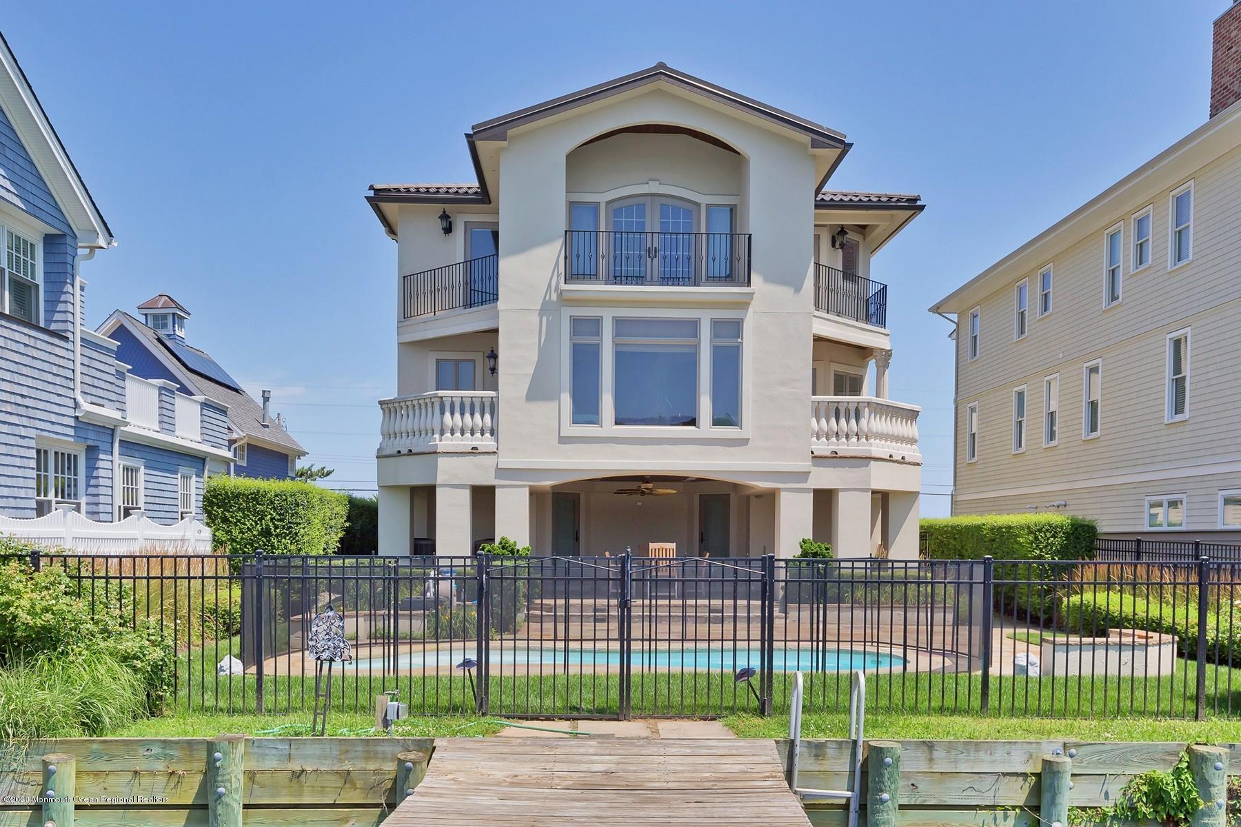 314 Ocean Avenue Sea Bright, NJ 07760 - Photo 11 of 56 064-157558-IMG_3563_3461490