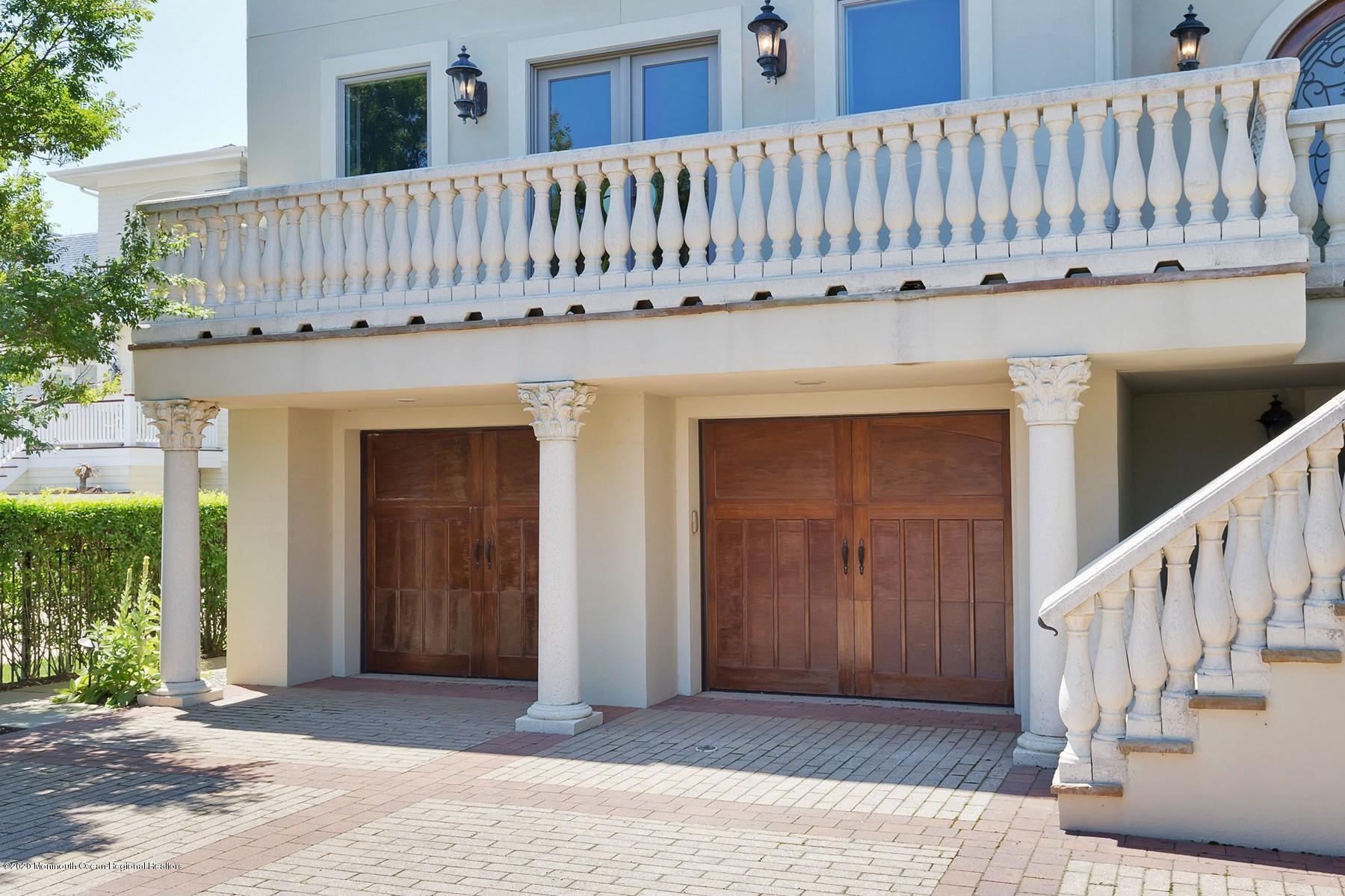 314 Ocean Avenue Sea Bright, NJ 07760 - Photo 5 of 56 054-157558-IMG_3550_3461460
