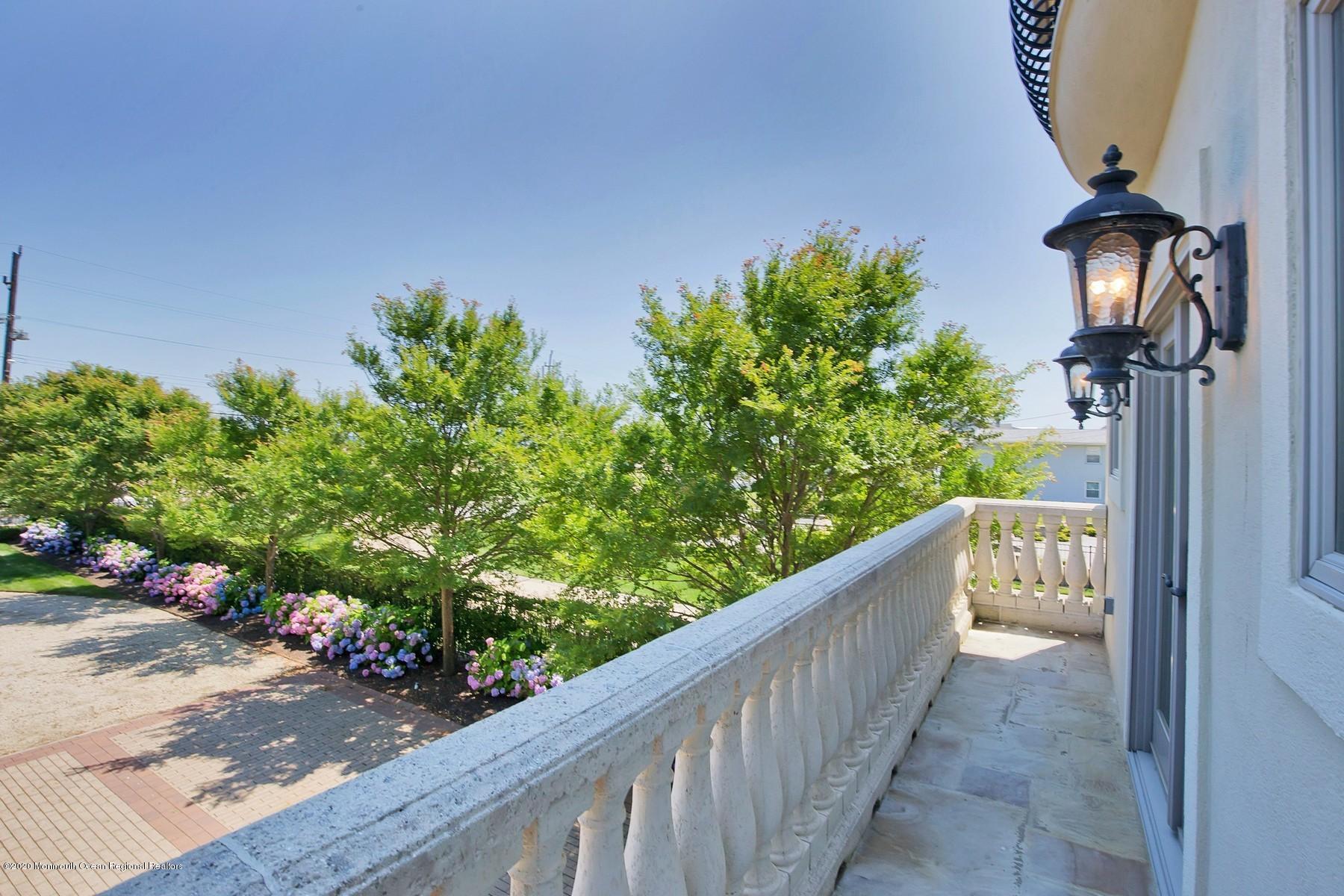 314 Ocean Avenue Sea Bright, NJ 07760 - Photo 6 of 56 056-157558-IMG_3552_3461463