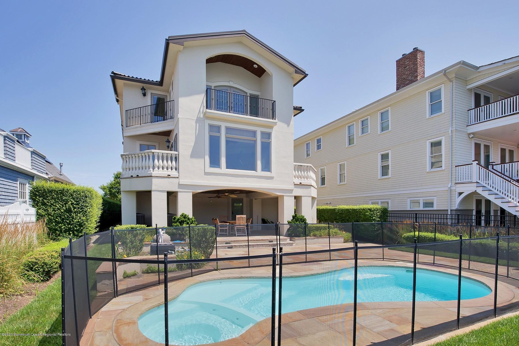 314 Ocean Avenue Sea Bright, NJ 07760 - Photo 10 of 56 062-157558-IMG_3560_3461481