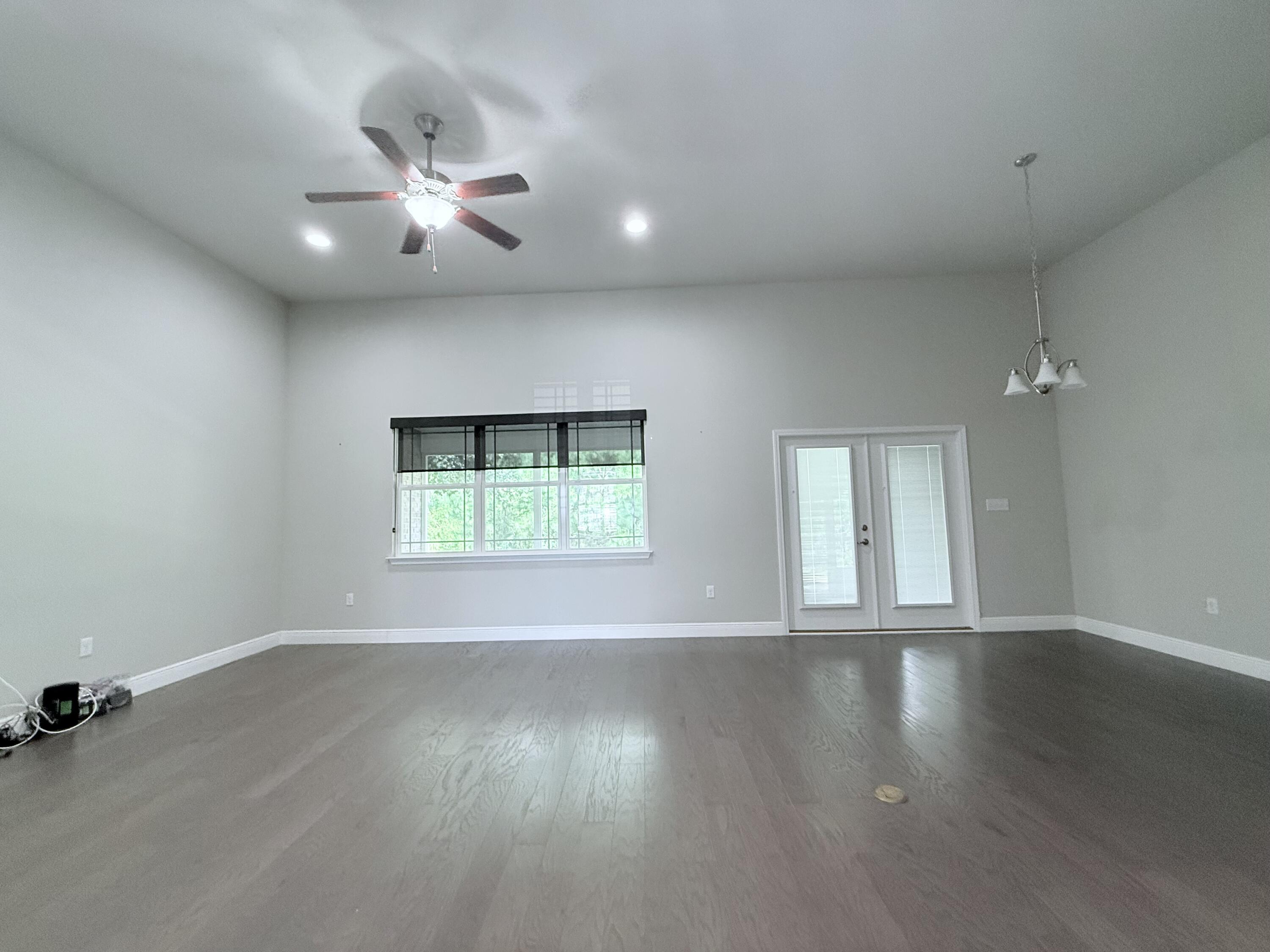 466 Brighton Cove Freeport, FL 32439 - Photo 11 of 37 steel35