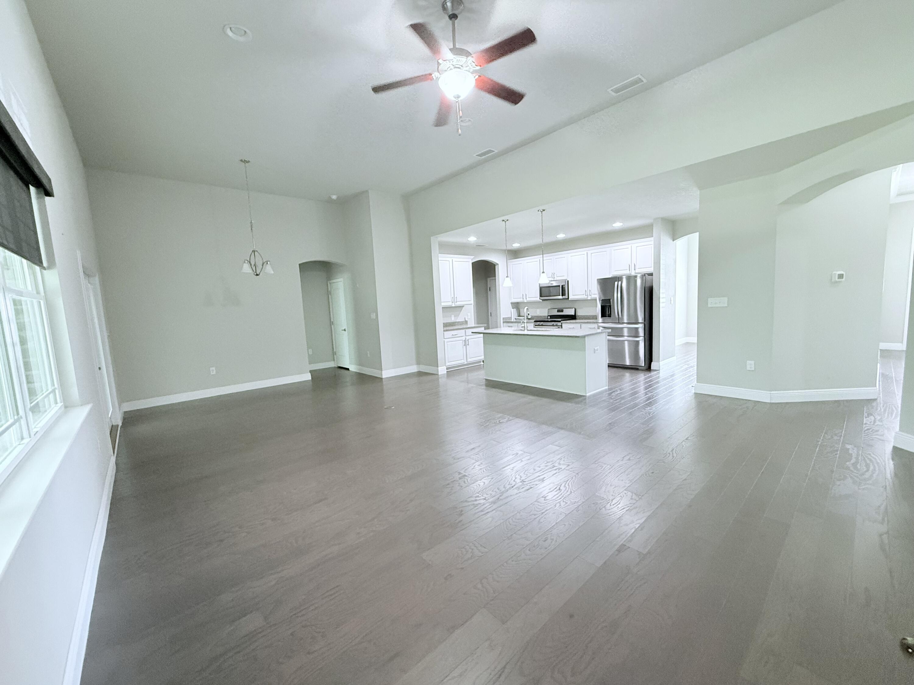 466 Brighton Cove Freeport, FL 32439 - Photo 5 of 37 steel26