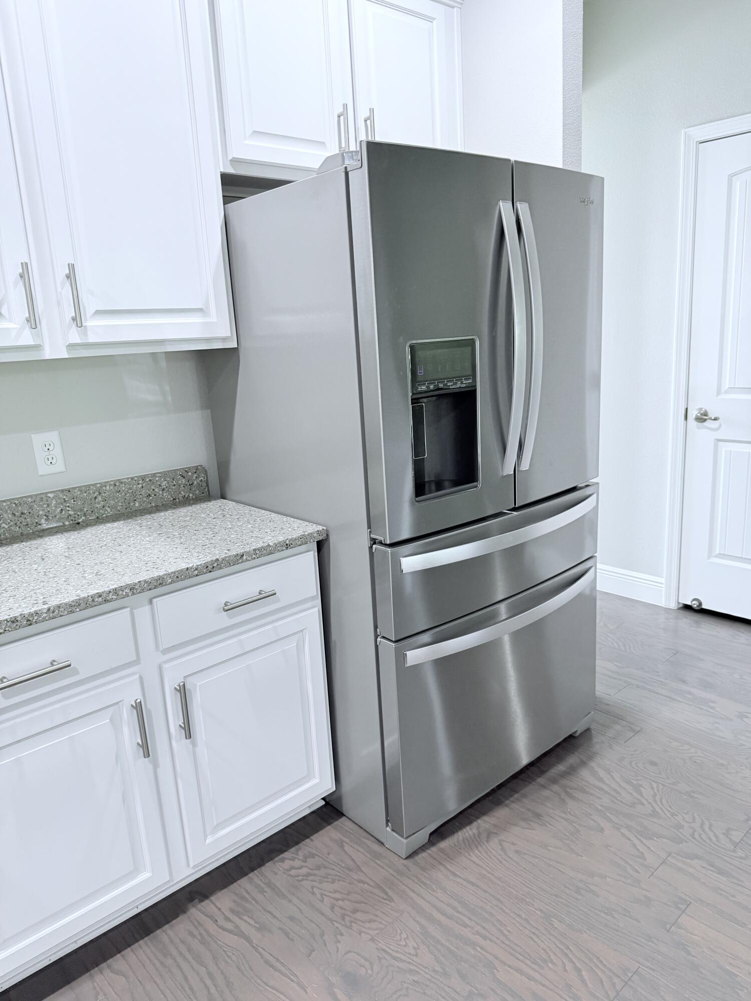 466 Brighton Cove Freeport, FL 32439 - Photo 7 of 37 steel2