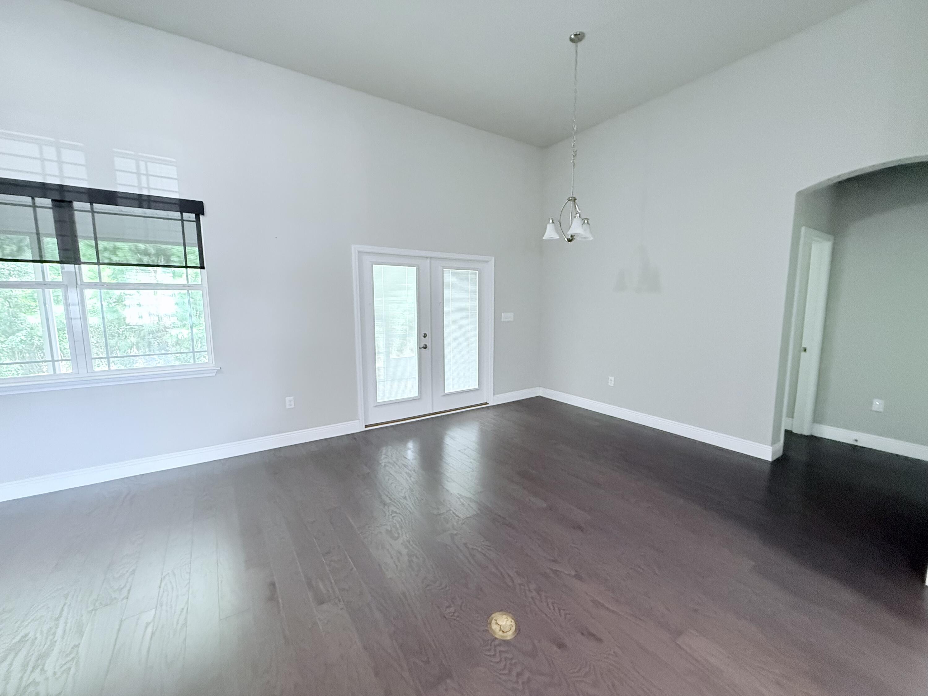 466 Brighton Cove Freeport, FL 32439 - Photo 10 of 37 steel27