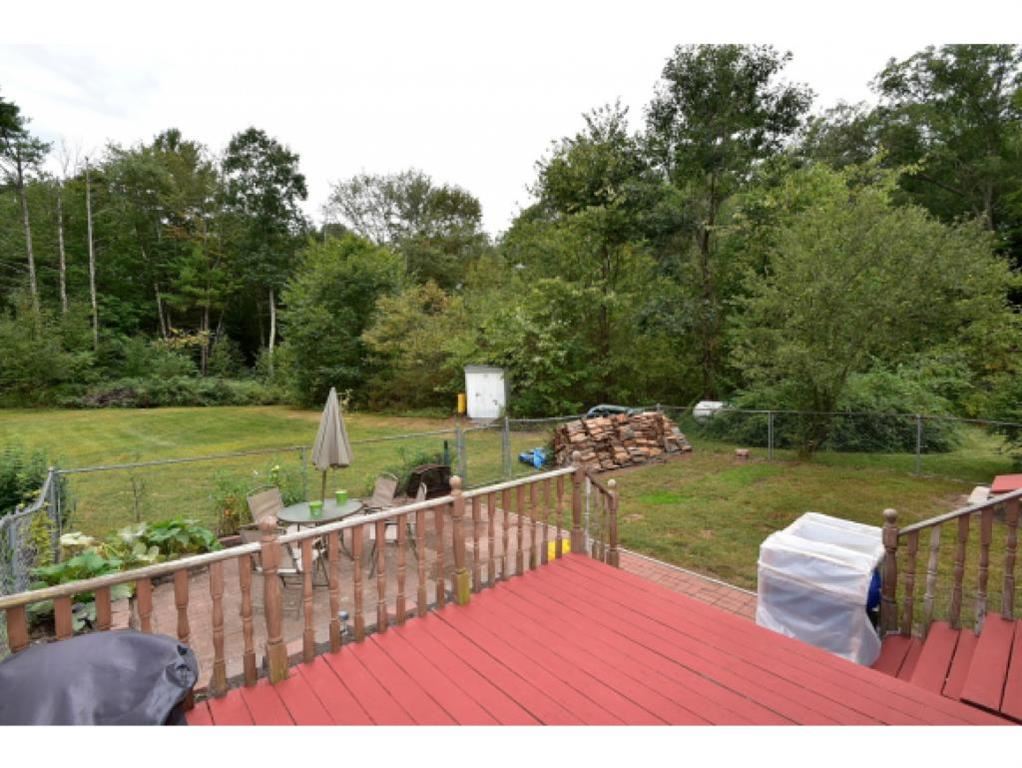 580 Chester Road Auburn, NH 03032 - Photo 28 of 32