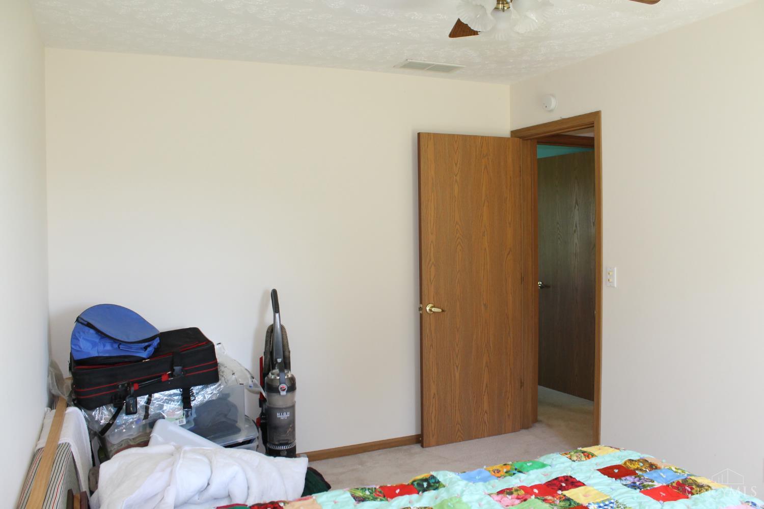 216 Pansy Road Blanchester, OH 45107 - Photo 15 of 27 Bedroom 2