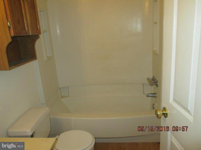17107 Conoy Road Barnesville, MD 20838 - Photo 22 of 23 Bath
