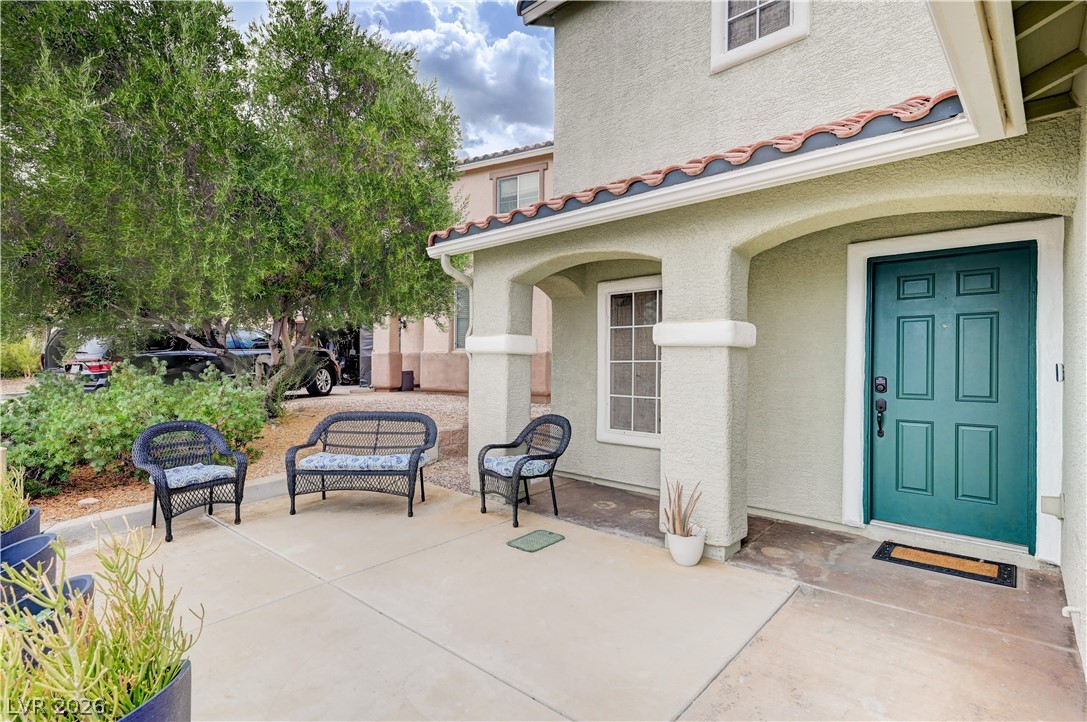 197 Kings Canyon Court Henderson, NV 89012 - Photo 3 of 39 View of patio / terrace