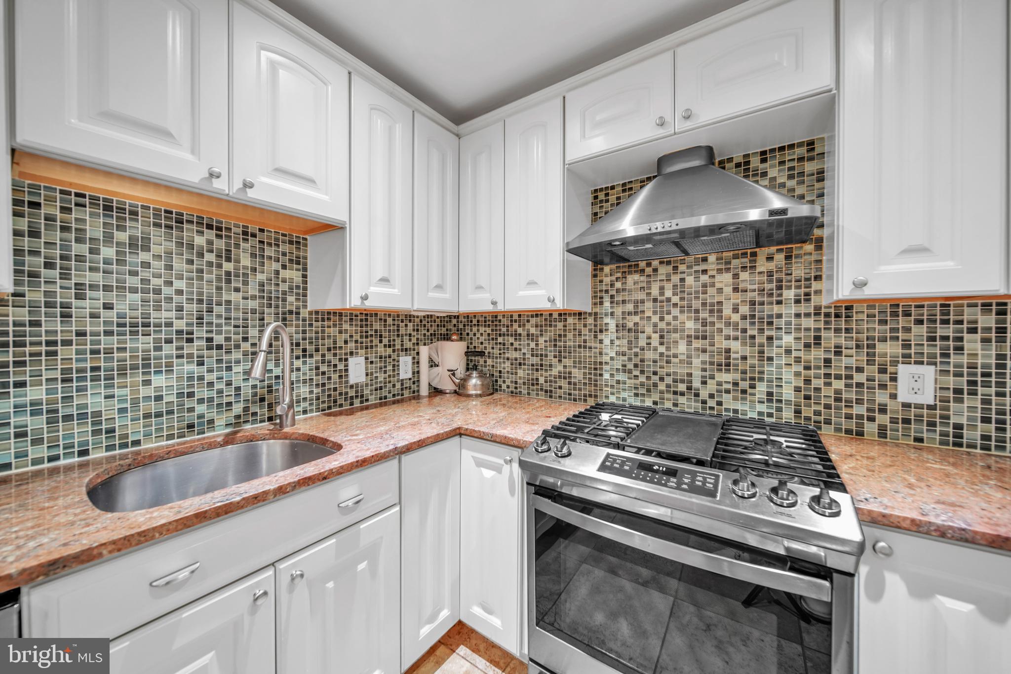 5101 River Road, Unit 1904 Bethesda, MD 20816 - Photo 11 of 43